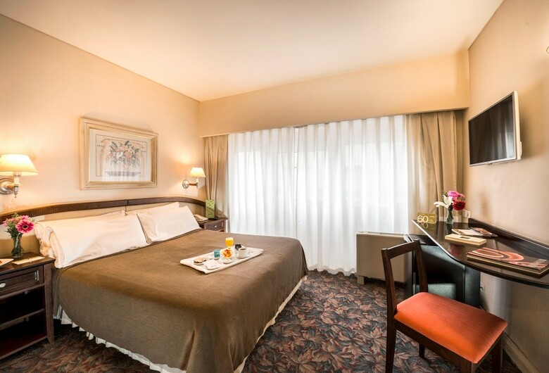 Hotel Exe Col�n