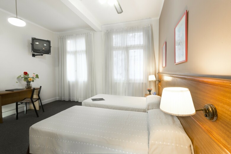 Hotel Crisol Suites Catalinas