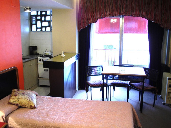 Hotel Embassy All Suites