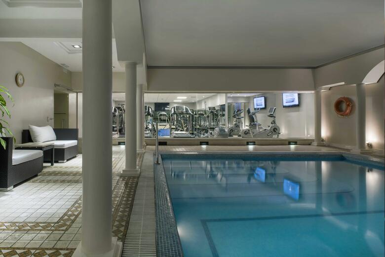 Hotel Emperador Buenos Aires