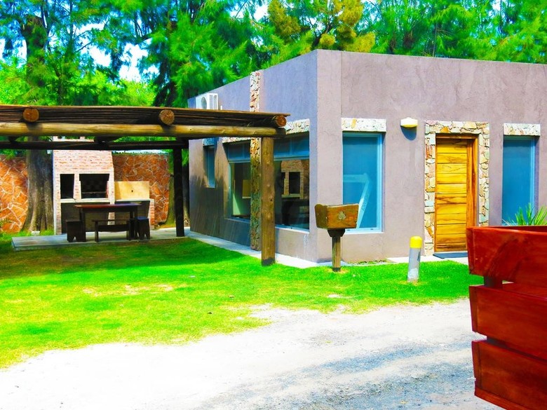 Hotel Los Platanos Caba�as