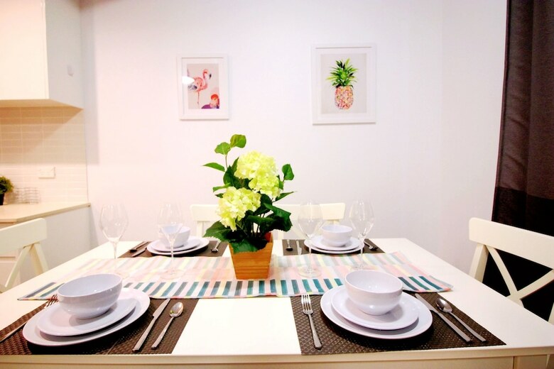 Spacious Apartment Central Location