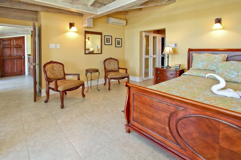 Azure Cove, Silver Sands. Jamaica Villas 5br