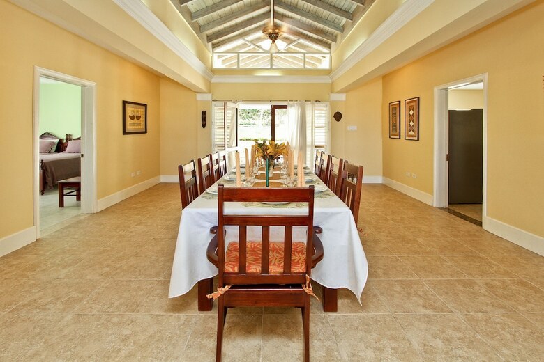Azure Cove, Silver Sands. Jamaica Villas 5br