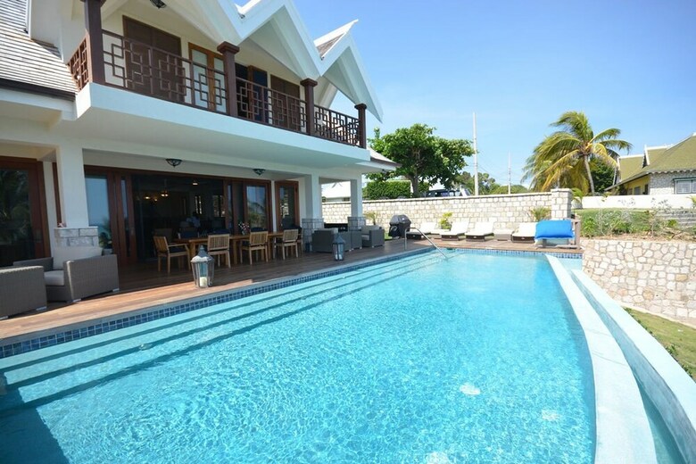 Tallawah Villa, Silver Sands Jamaica 7br