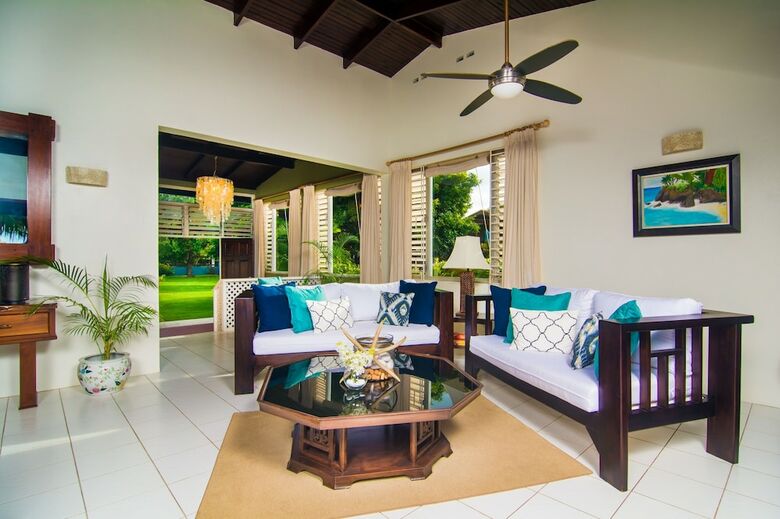 Beachnut, Rio Bueno, Jamaica Villas 3br