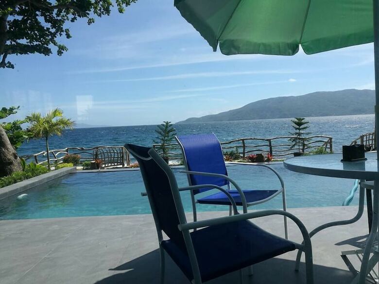 Hotel Paradiso Rito Waterfront Oasis