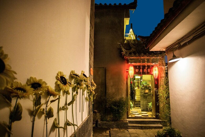 Hotel Dream In Tang Dynasty Inn