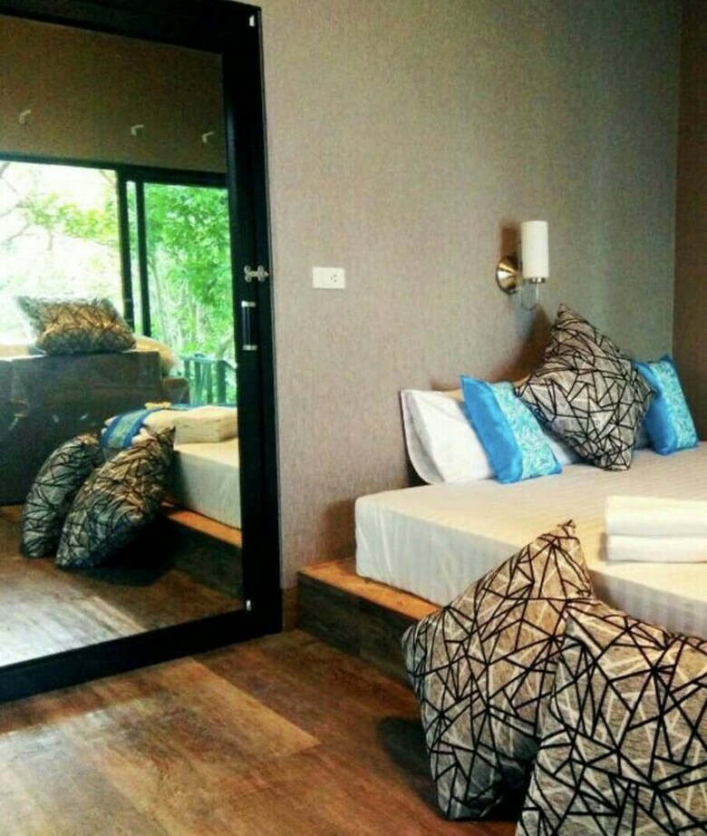 Hotel Decho Beach Resort