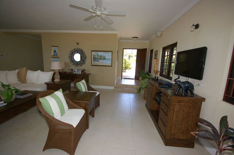 Mai Tai Villa, 4br By Jamaican Treasures