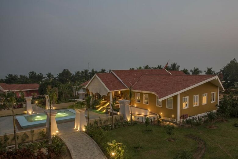Hotel Swosti Chilika Resort