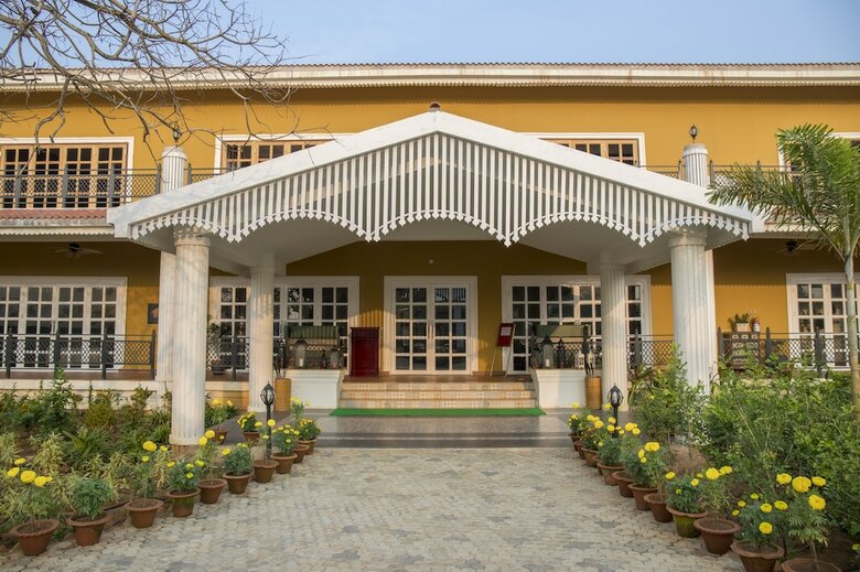 Hotel Swosti Chilika Resort