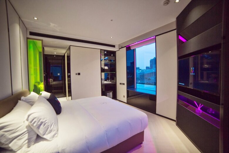 U Hotels