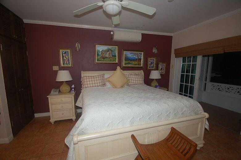 San Bar 6br By Jamaican Treasures