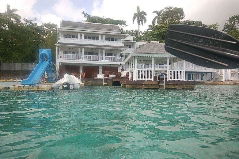 San Bar 6br By Jamaican Treasures
