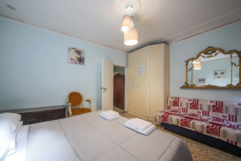 Apartamento Budget San Stae House