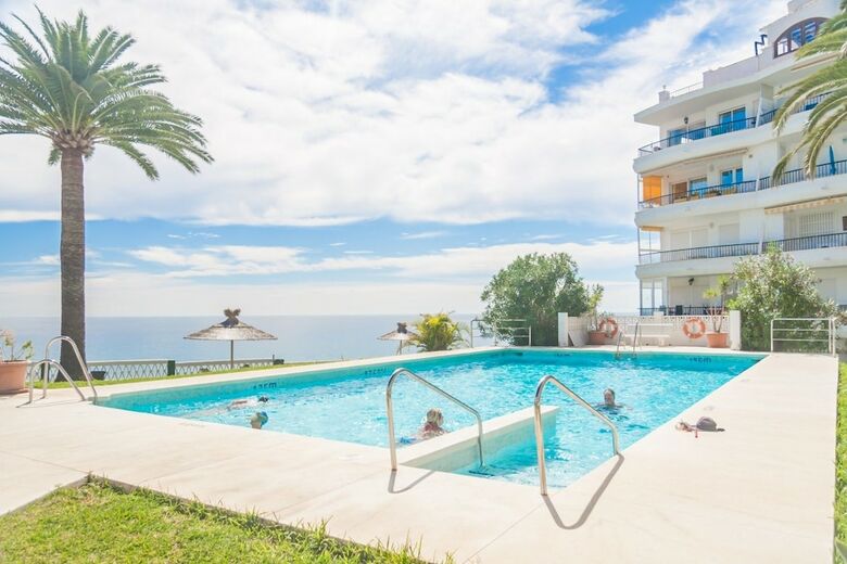 Apartamento Acapulco Playa Canovas Nerja