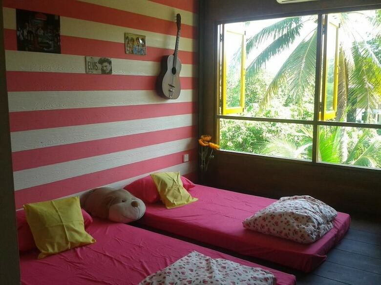 Hotel Phorkubmae Homestay