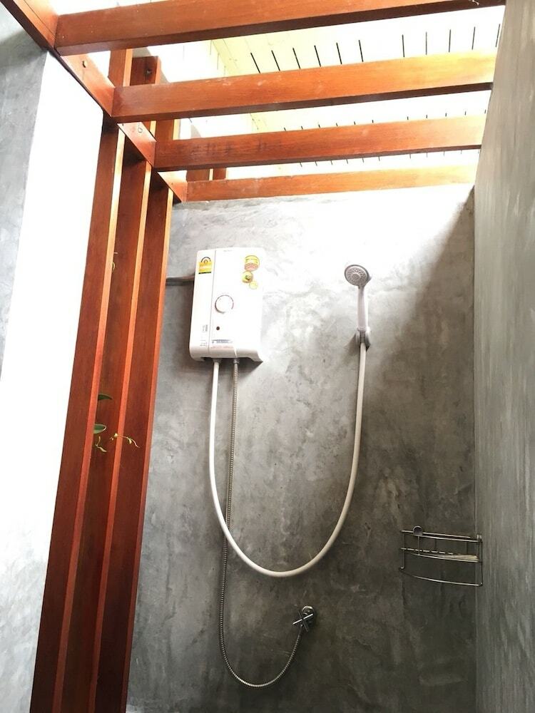 Hostal White Jail At Koh Tao Hostel