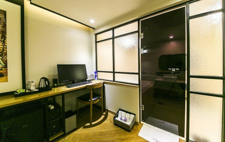 Sasang 2heaven Hotel