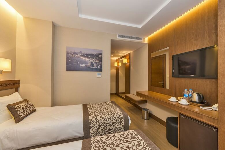 Viore Hotel