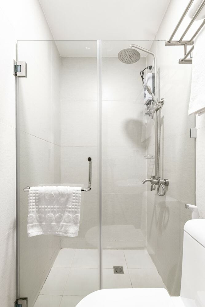 Artemis Place Makati Hotel