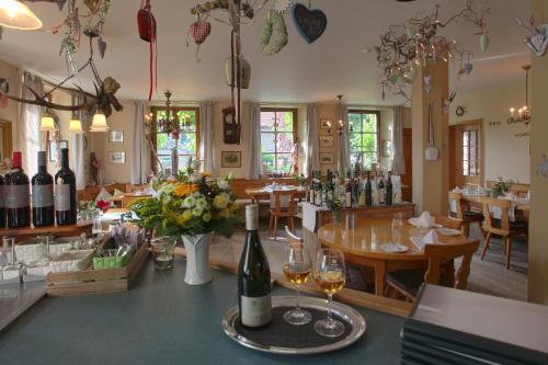 Hostal Landgasthof Zur Br�cke