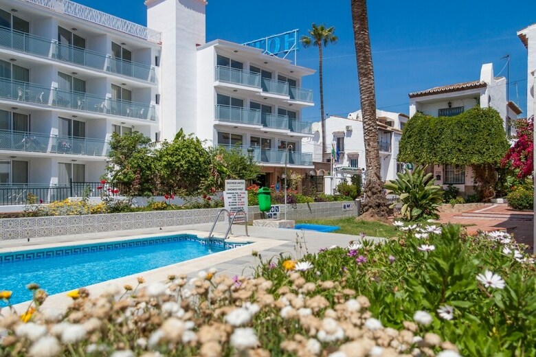 Apartamentos Aptos Pueblo Andaluz Canovas Nerja