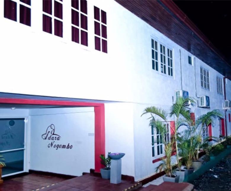Hotel Adara Negombo