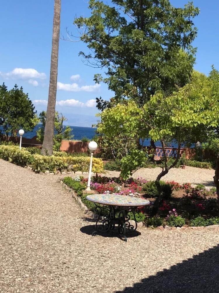 Villa Exclusive Property Taormina
