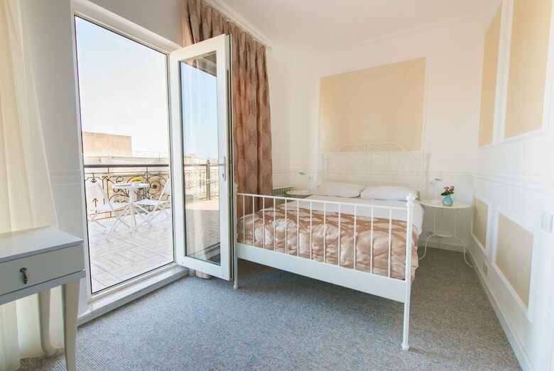 Two Seasons Boutique Hotel