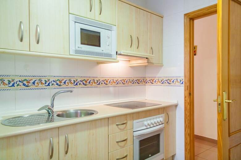 Apartamentos Rubarsal Canovas Nerja