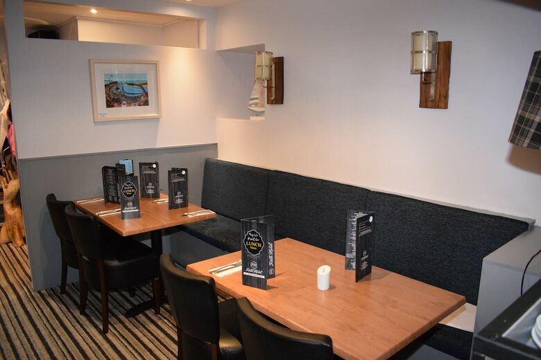 Posada Firth Hotel & Restaurant