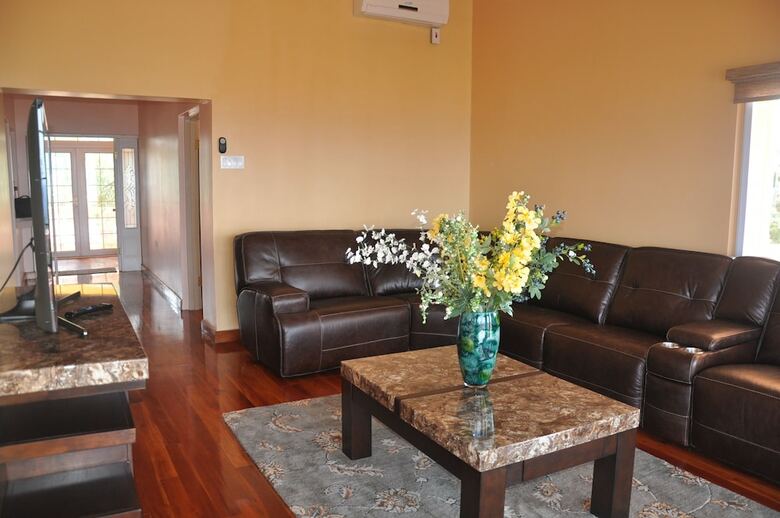 Sun Rise Luxurious Condos By The Vacation Casa