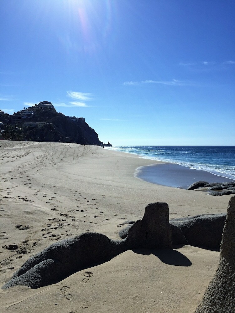 Hotel Cabo Accomodations For Everyone