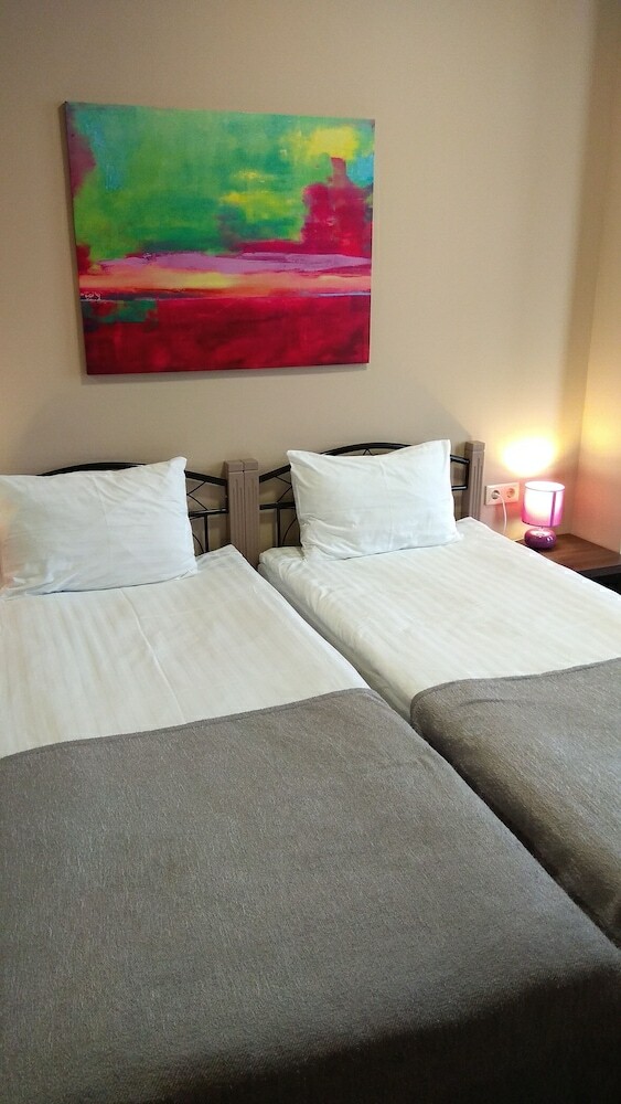 Hotel Wellotel Yuzhne