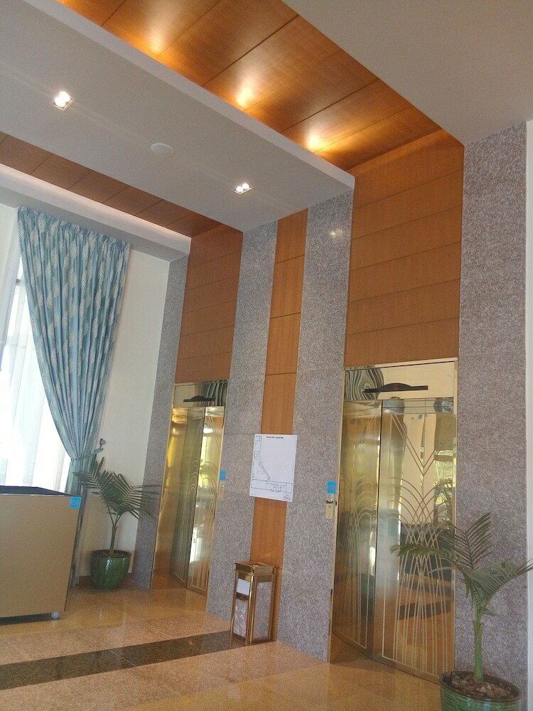 Vegas Hotel - Nay Pyi Taw