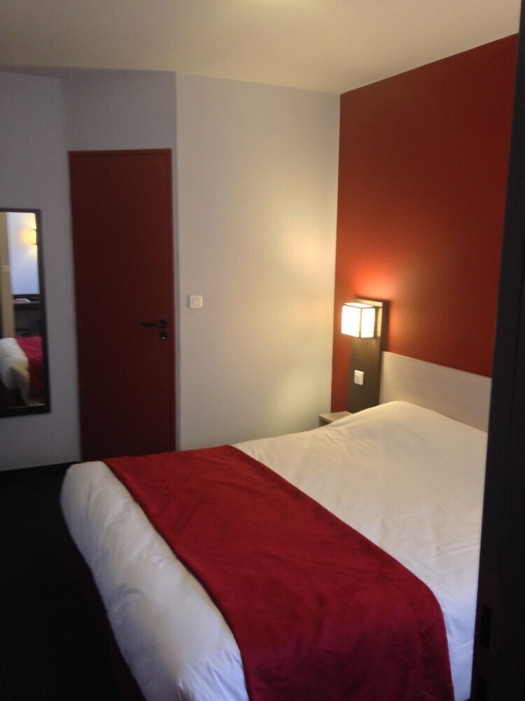 Hotel Initial By Balladins Amiens / Longueau