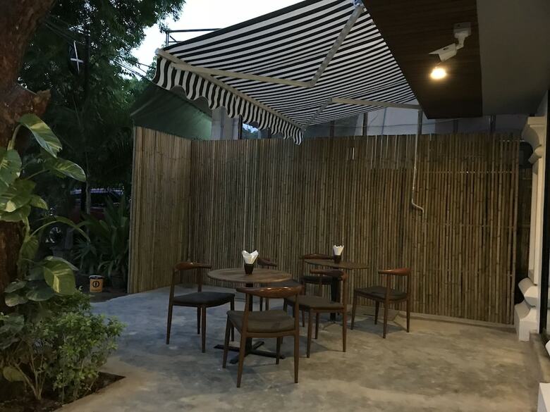 Hotel Baobabed Hostel, Bagan @ Bagan May