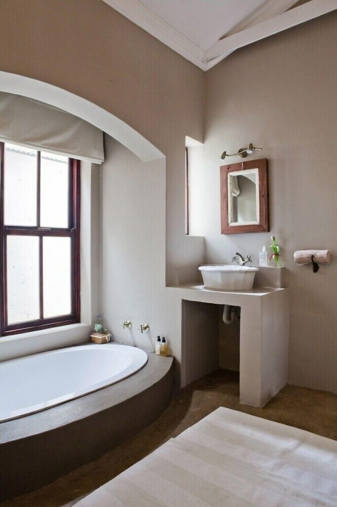 Bed & Breakfast Bullfrogs Nest Guesthouse