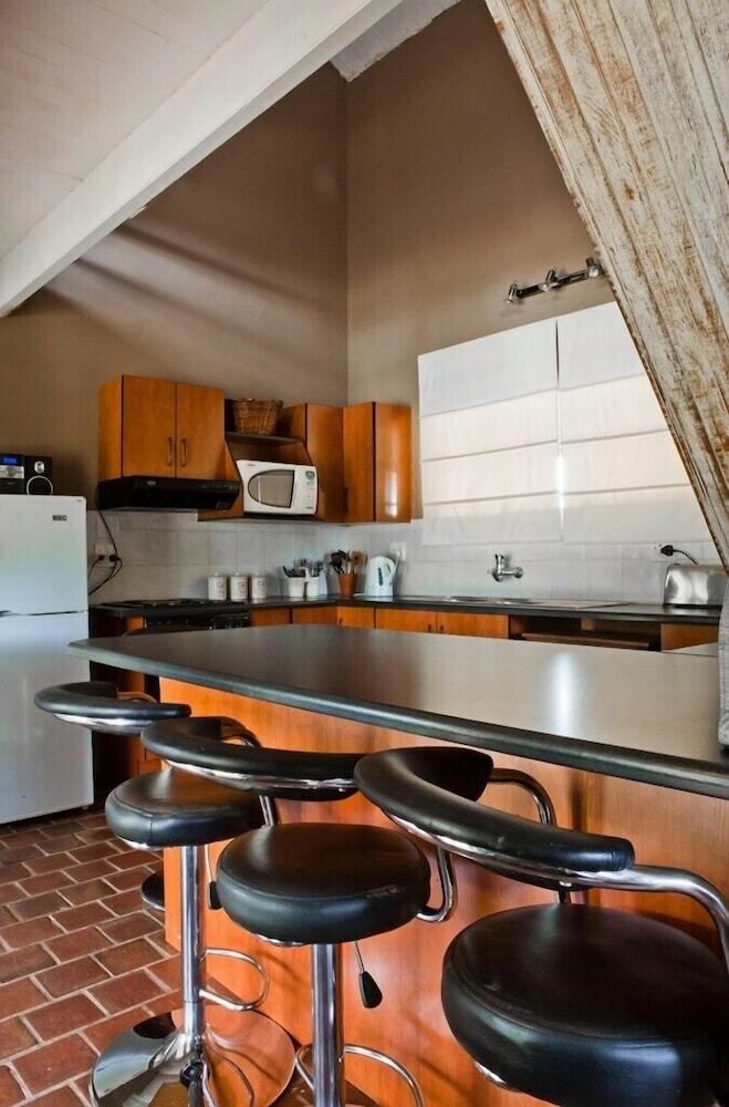 Bed & Breakfast Bullfrogs Nest Guesthouse
