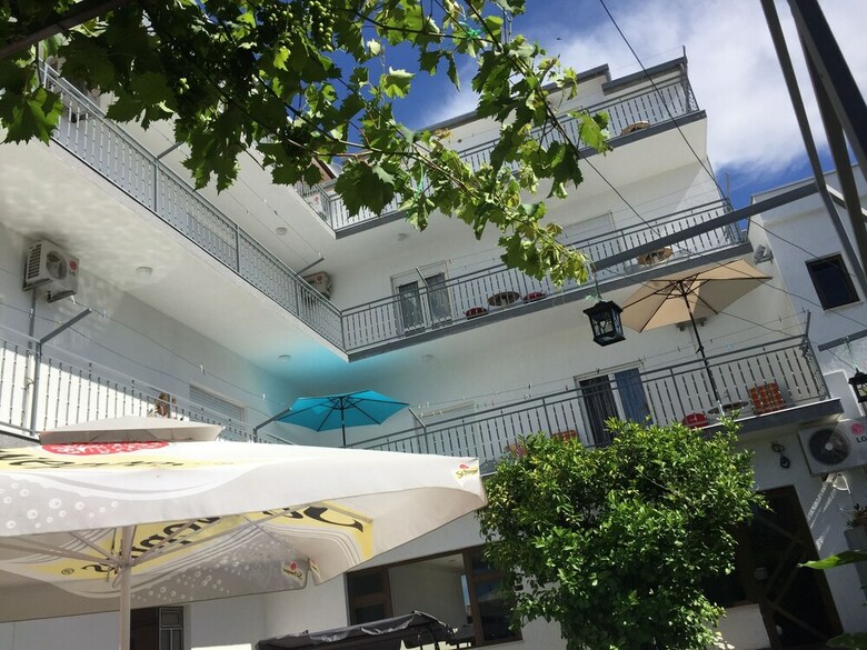 Hotel Guesthouse Varnica
