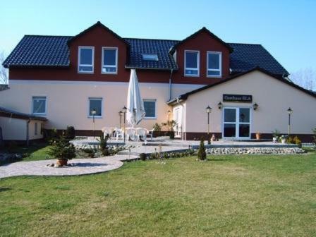 Hostal Gasthaus Ela