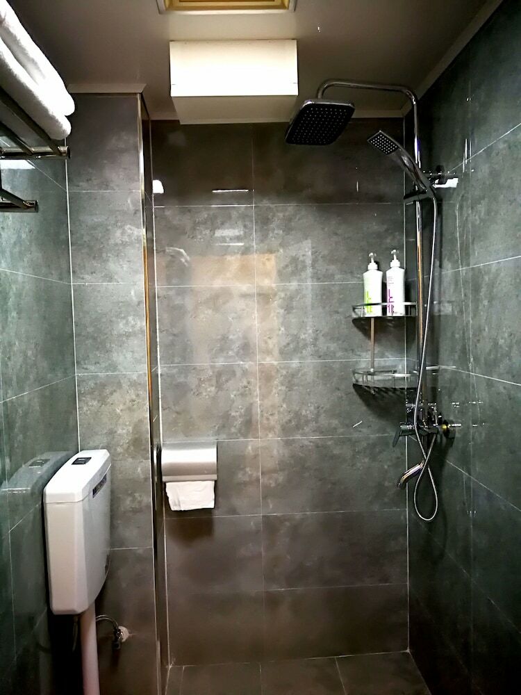 Xi'an Jintang Apartment