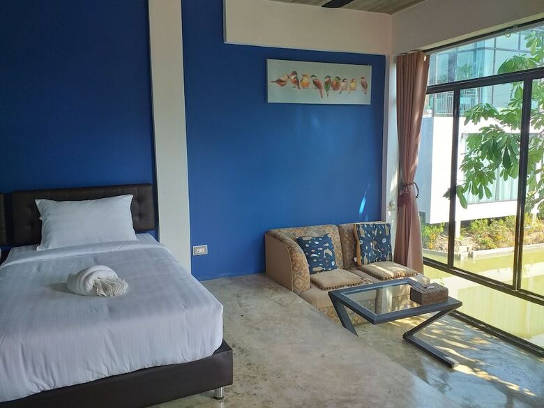 Hotel Plern Salaya Resort