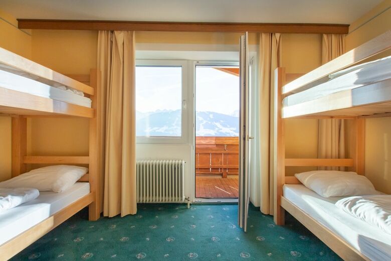 Hostal Jugendhaus Edelwei�