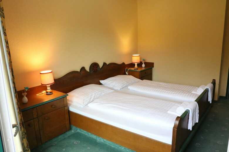 Hostal Jugendhaus Edelwei�