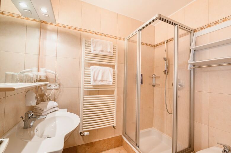 Aktiv & Familienhotel Adlernest