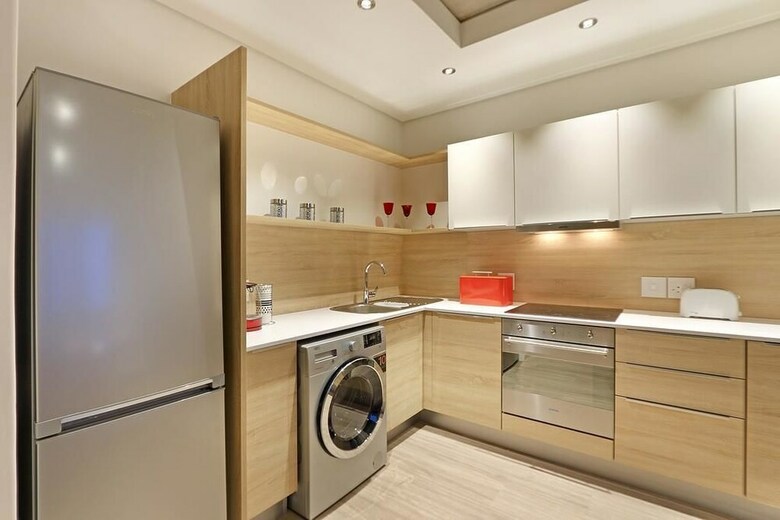 Century City Luxury Apartments