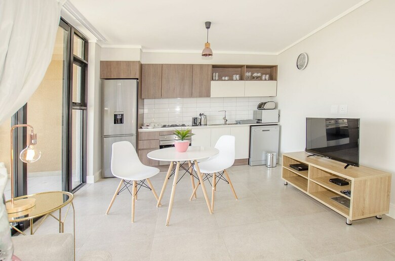Century City Luxury Apartments